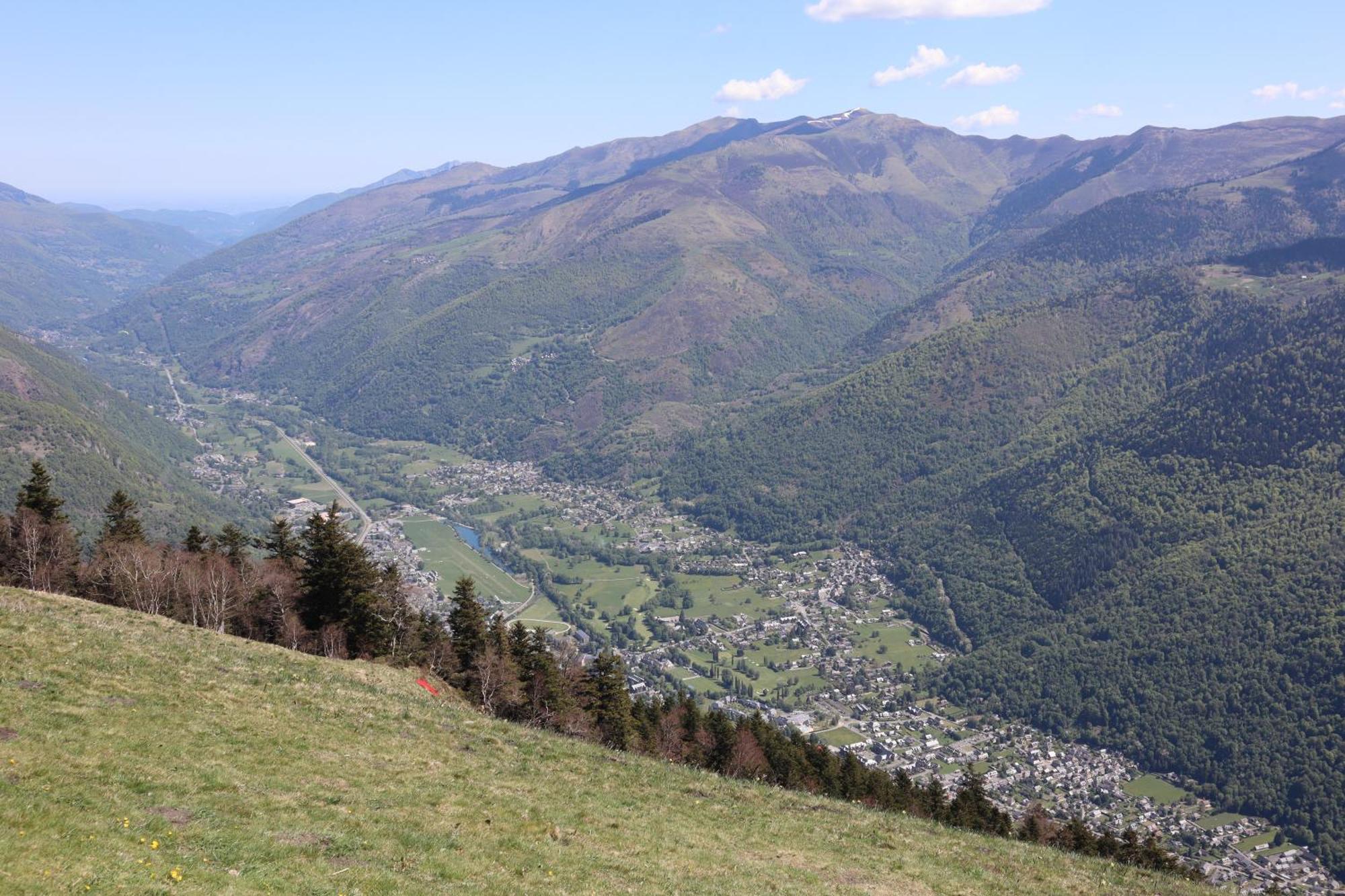 Residence Poste & Golf, Appartement Pour 4 Personnes Au Coeur De Luchon Bagnères-de-Luchon Exteriör bild